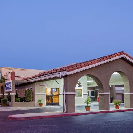 Travelodge By Wyndham Hemet Ca Zewnętrze zdjęcie