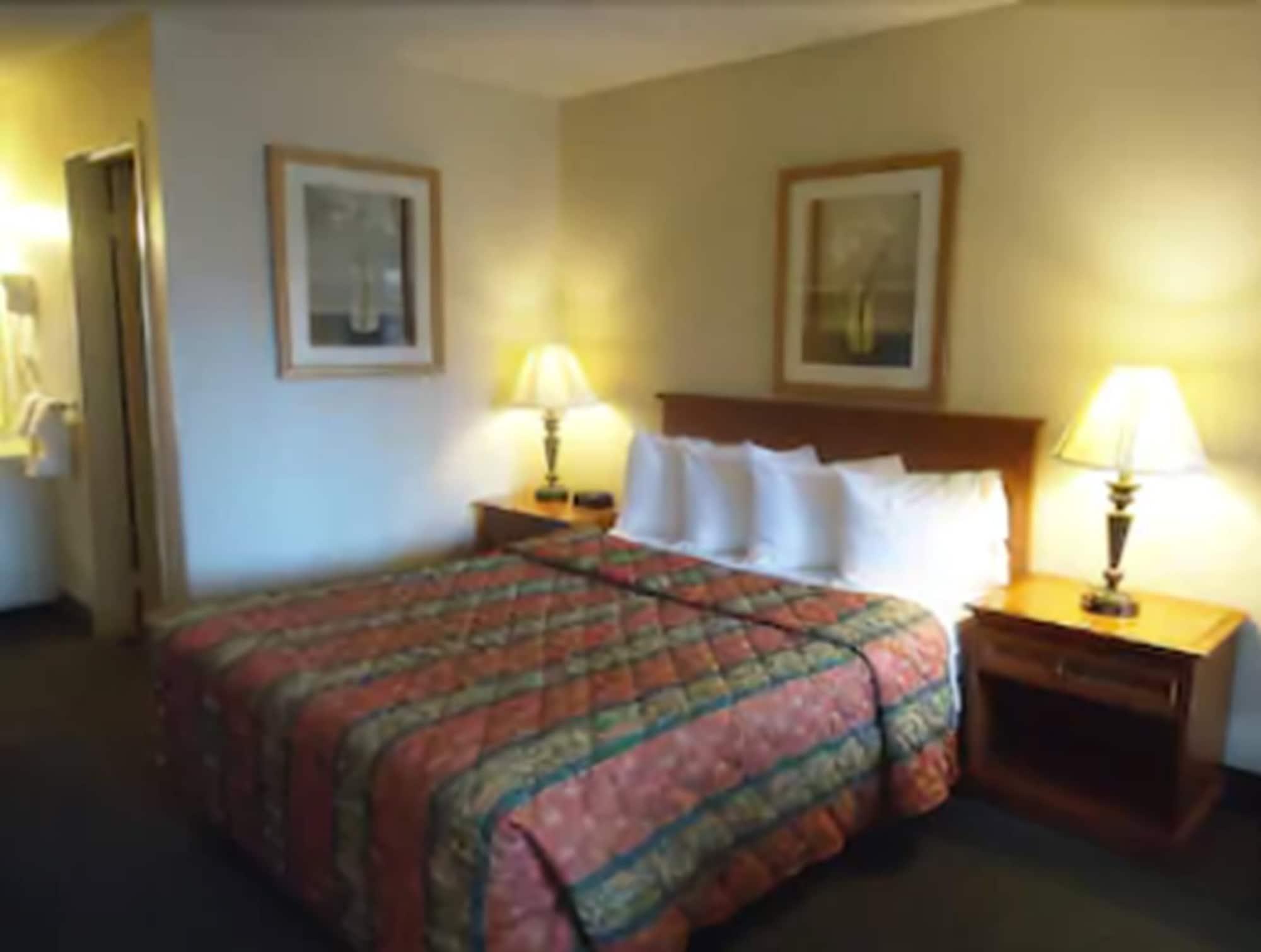 Travelodge By Wyndham Hemet Ca Pokój zdjęcie