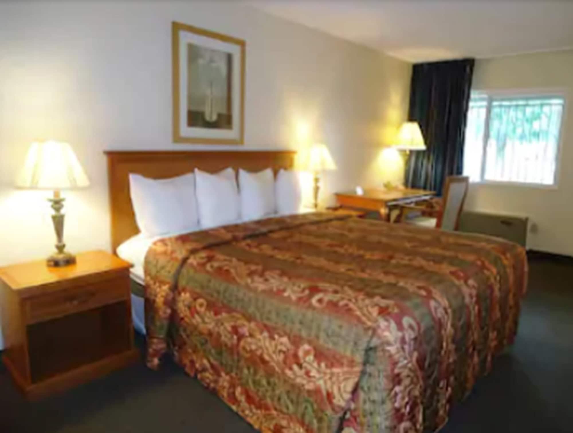 Travelodge By Wyndham Hemet Ca Pokój zdjęcie