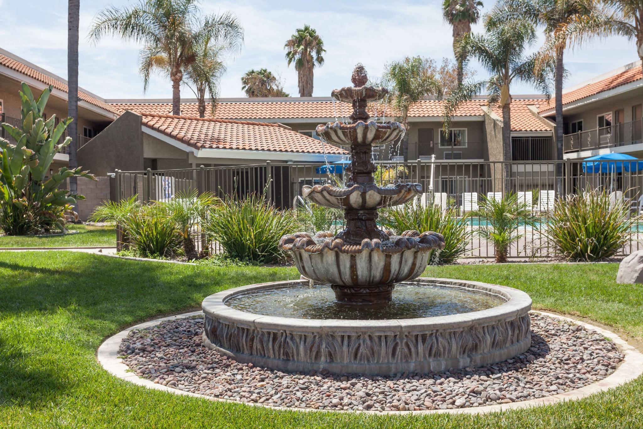 Travelodge By Wyndham Hemet Ca Zewnętrze zdjęcie