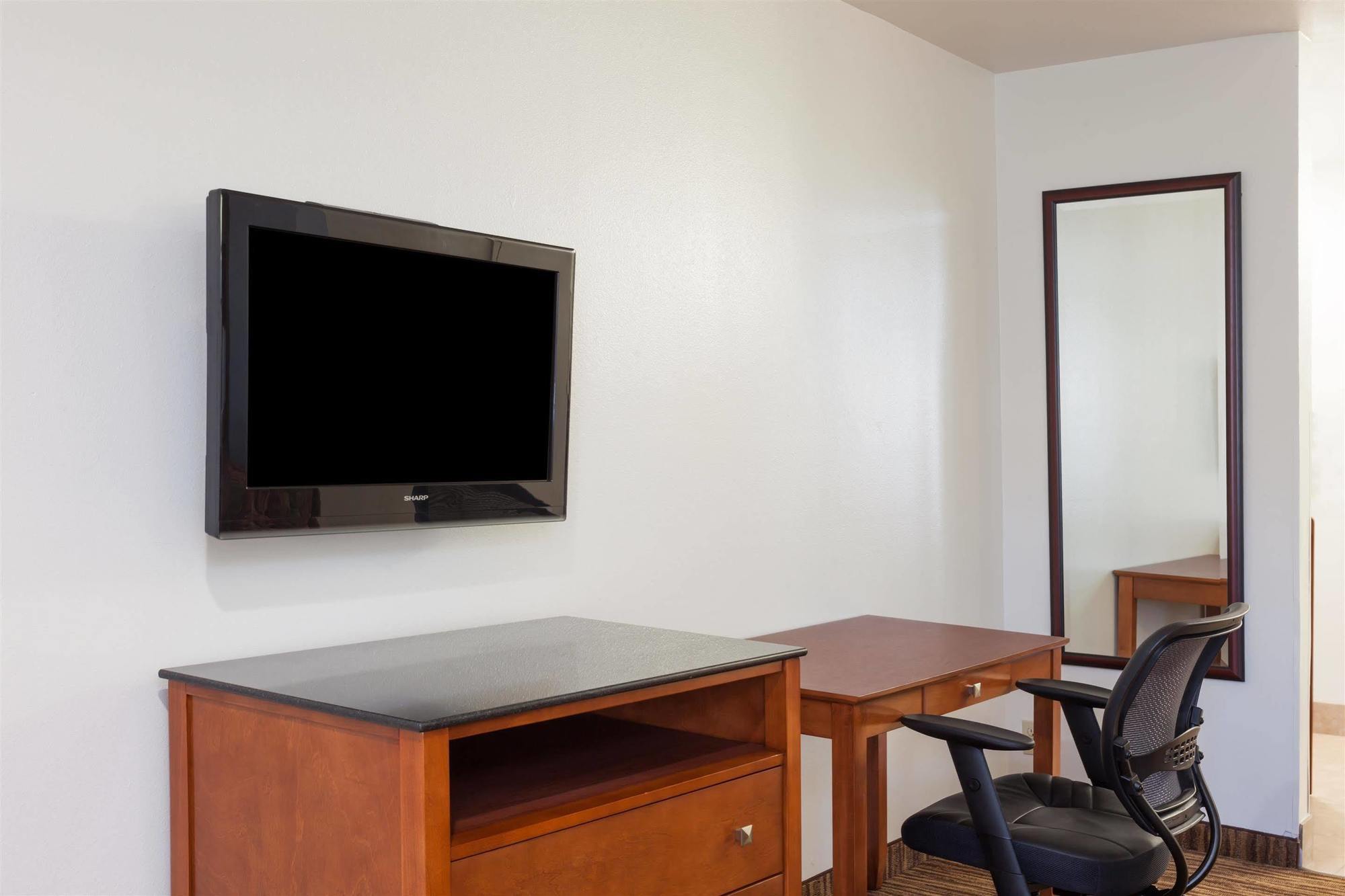 Travelodge By Wyndham Hemet Ca Zewnętrze zdjęcie